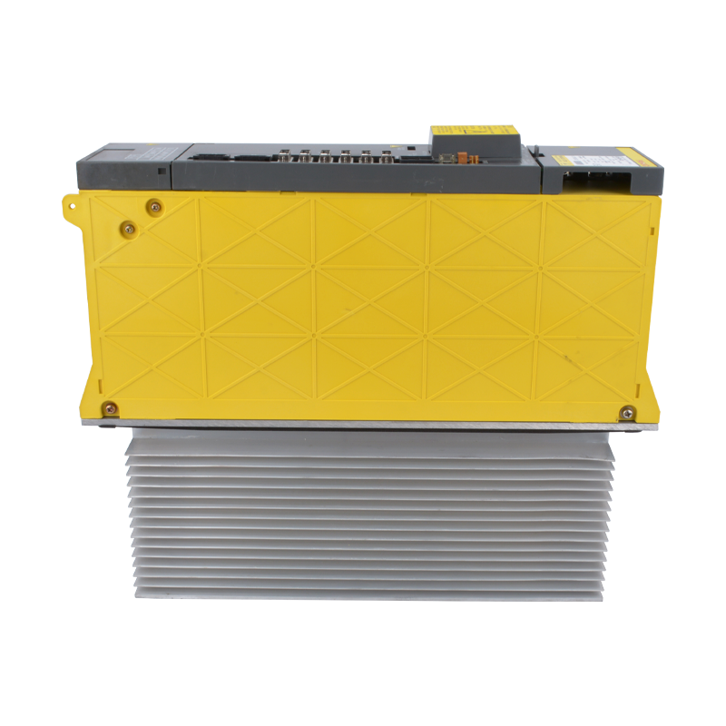 CNC Original Japan FANUC CNC Control Servo Amplifier Driver Module A06B-6096-H305 in stock Fast delivery